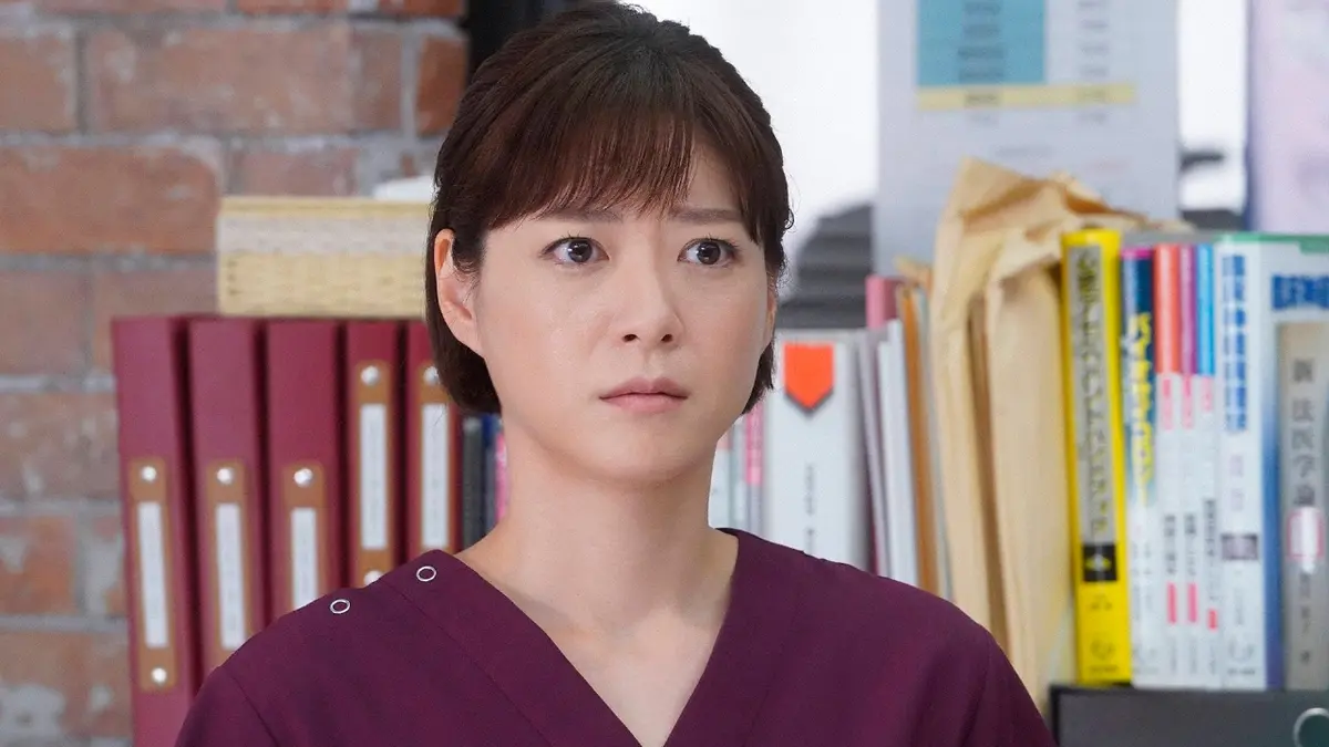 DVD　監察医 朝顔　全6巻 Amazon.co.jp: 監察医 朝顔 DVD-BOX(メーカー特典なし) : 上野樹里: DVD