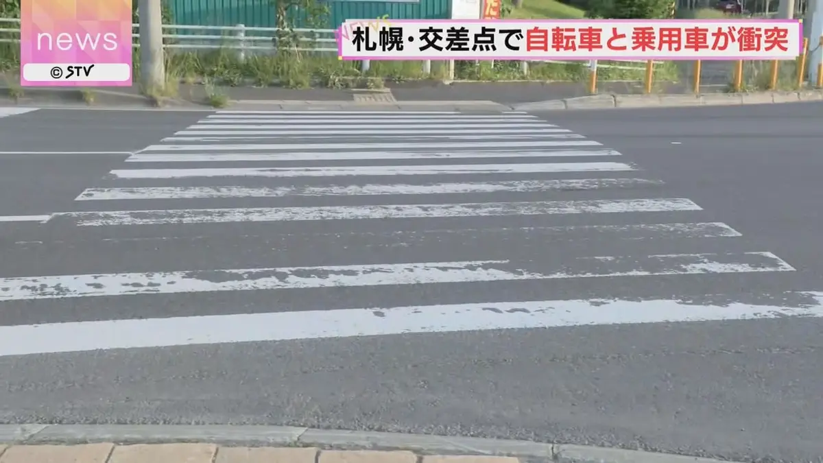 りさ5段60台1段目横断歩道付き道路+駐車場仕様 日テレNEWS NNN 6月4日(木) 9:42 82歳女性が運転する乗用車 18歳女性の