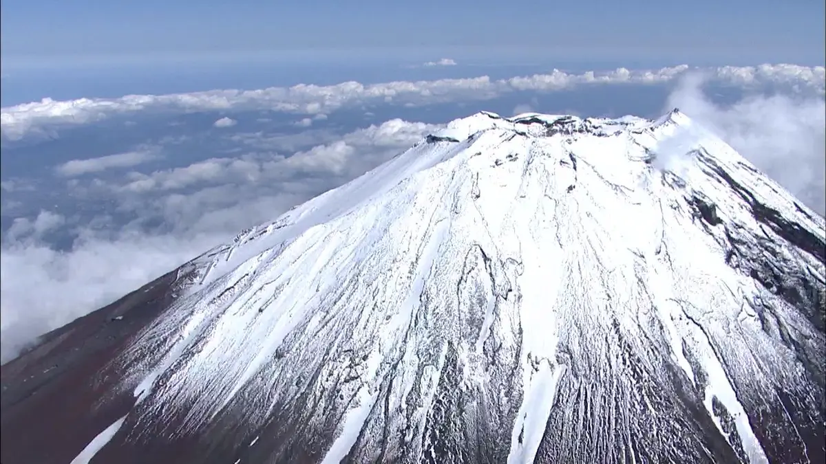 日テレNEWS NNN 10月8日(木) 19:54 「情緒がない」とチクリ「富士山初
