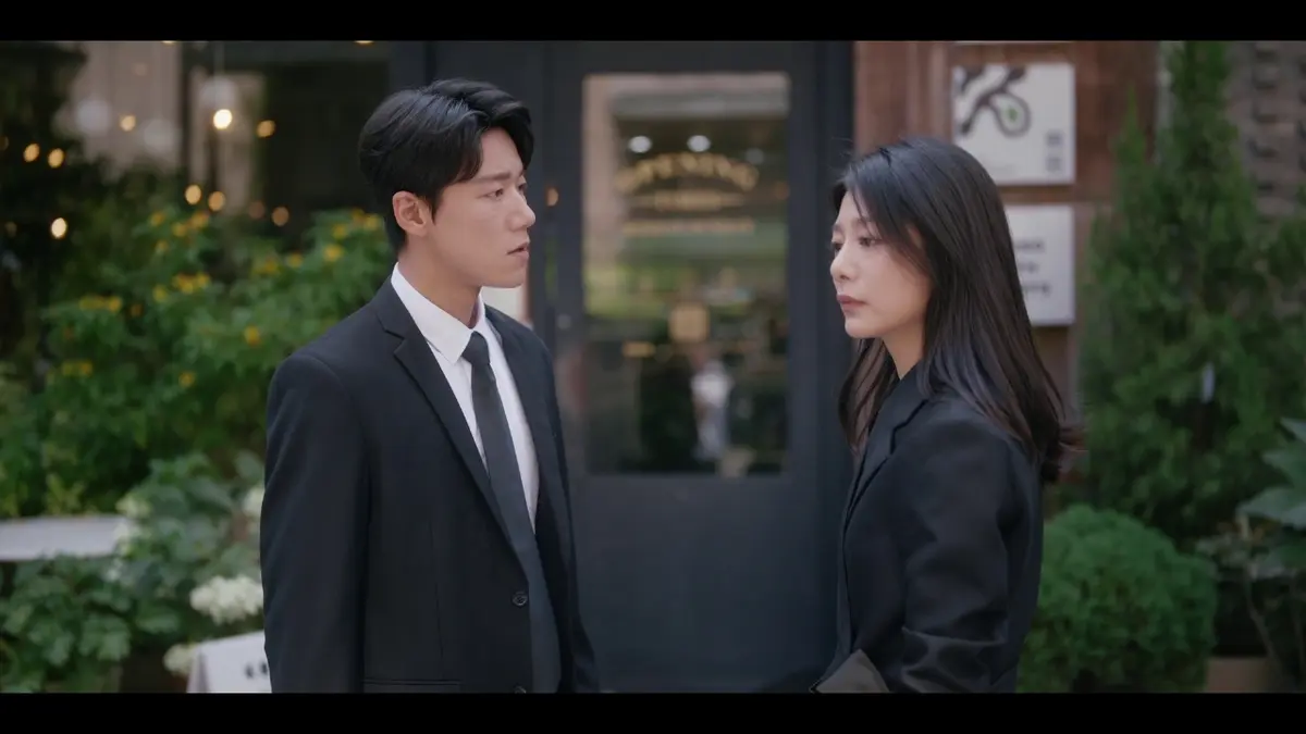 中国ドラマ「この結婚は社内秘で」 DVD-BOX 全話 Amazon.co.jp: 中国ドラマ【この結婚は社内秘で】全話 DVD [並行輸入品
