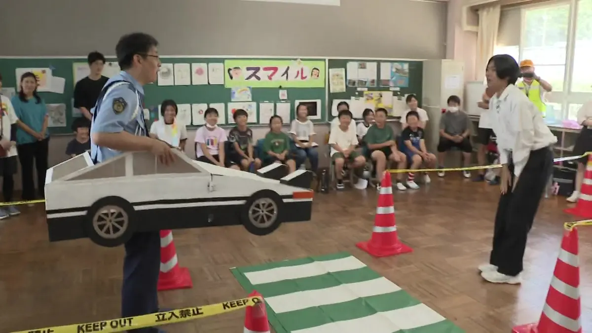 【中古】 小学校全科の重点研究 ２００３/時事通信社 日テレNEWS NNN 7月15日(水) 10:58 地元高校生が小学校で児童らに安全